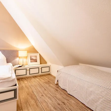 Haus Soenshoern 10 Whg 4 *